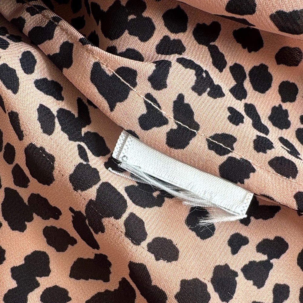 EQUIPMENT Silk Leopard Cami Top - Picture 7 of 7